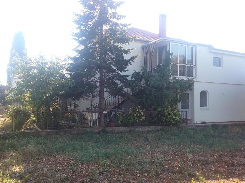 Apartment Lavander Sukošan Kültér fotó