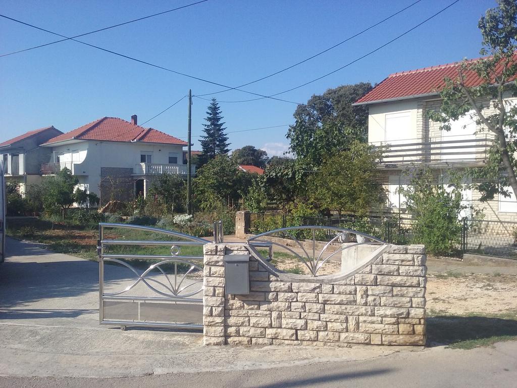 Apartment Lavander Sukošan Kültér fotó