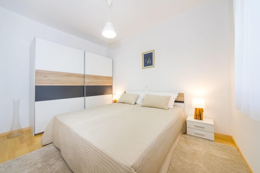 Apartment Lavander Sukošan Kültér fotó